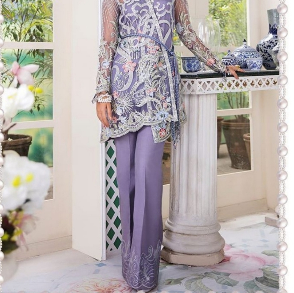 Small Pakistani/Indian outfit